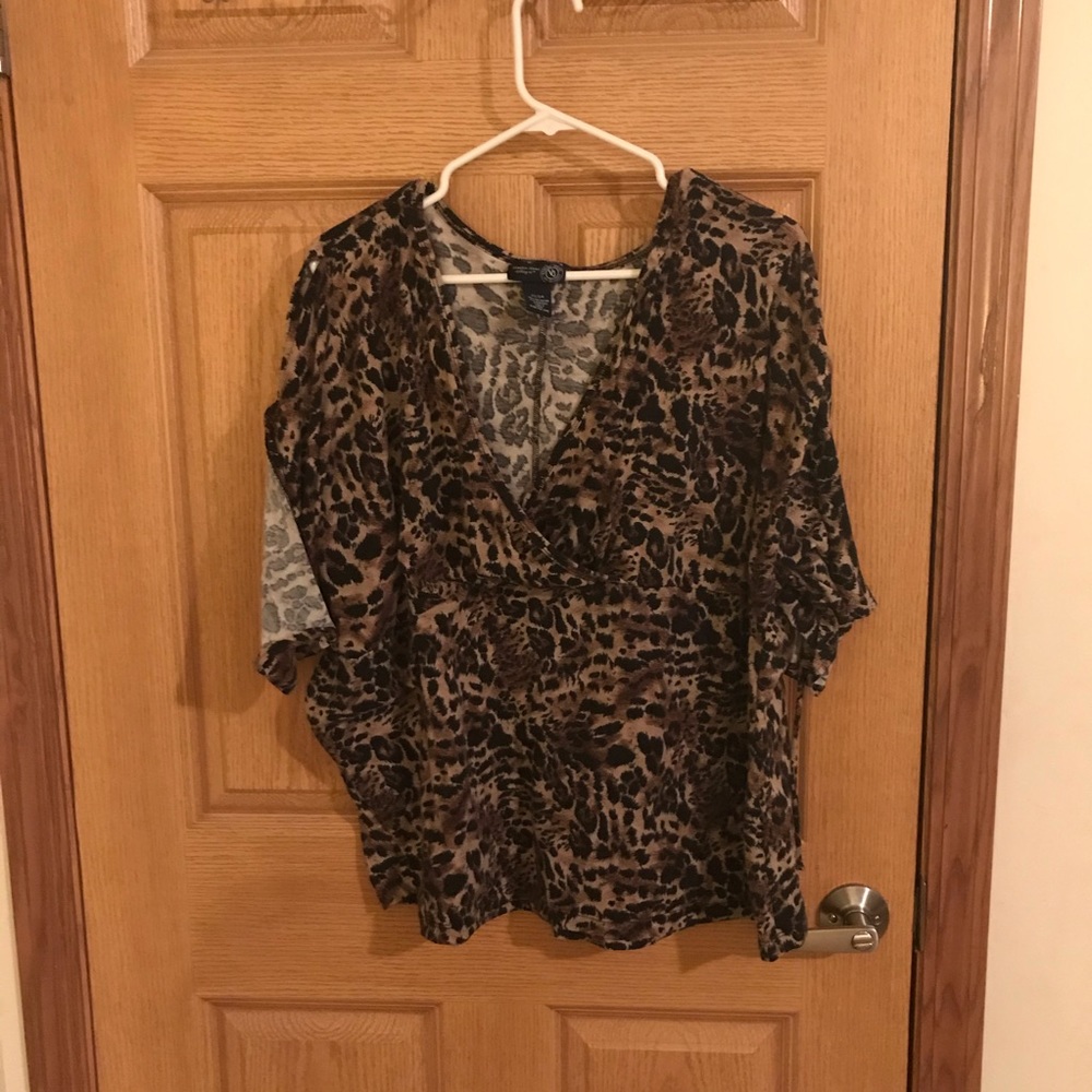 Venezia jeans animal print shirt